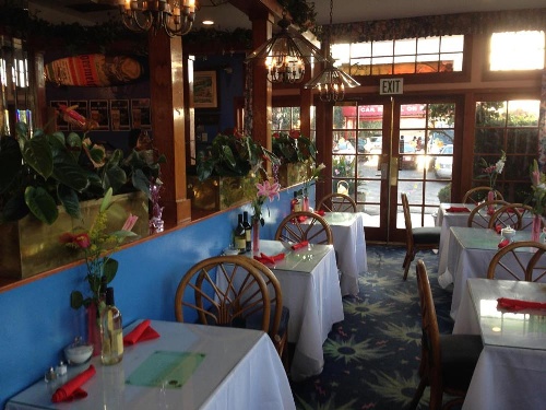 Tradewinds Airport Hotel image 2