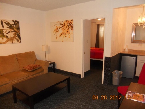 Tradewinds Airport Hotel image 37